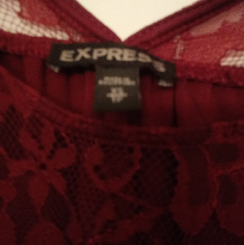 EXPRESS top size xs